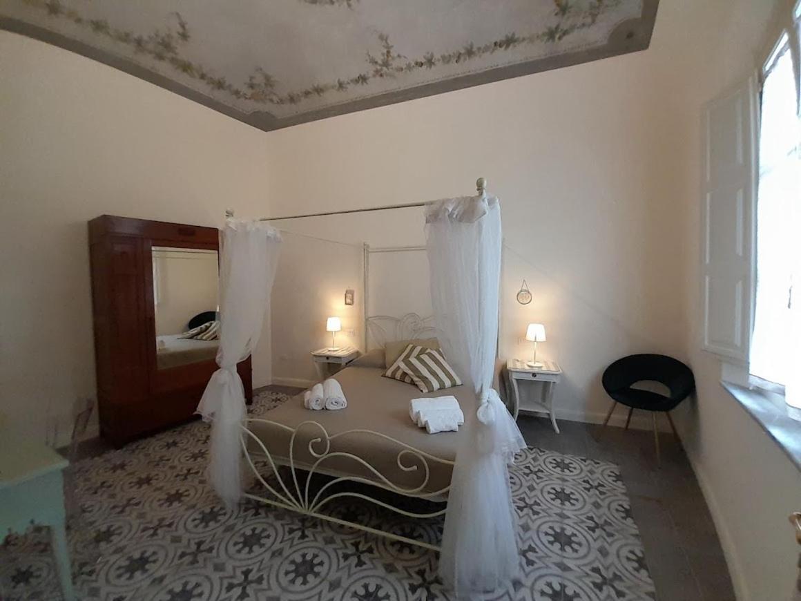 B&B Villino Luschi Pisa Centro Luaran gambar