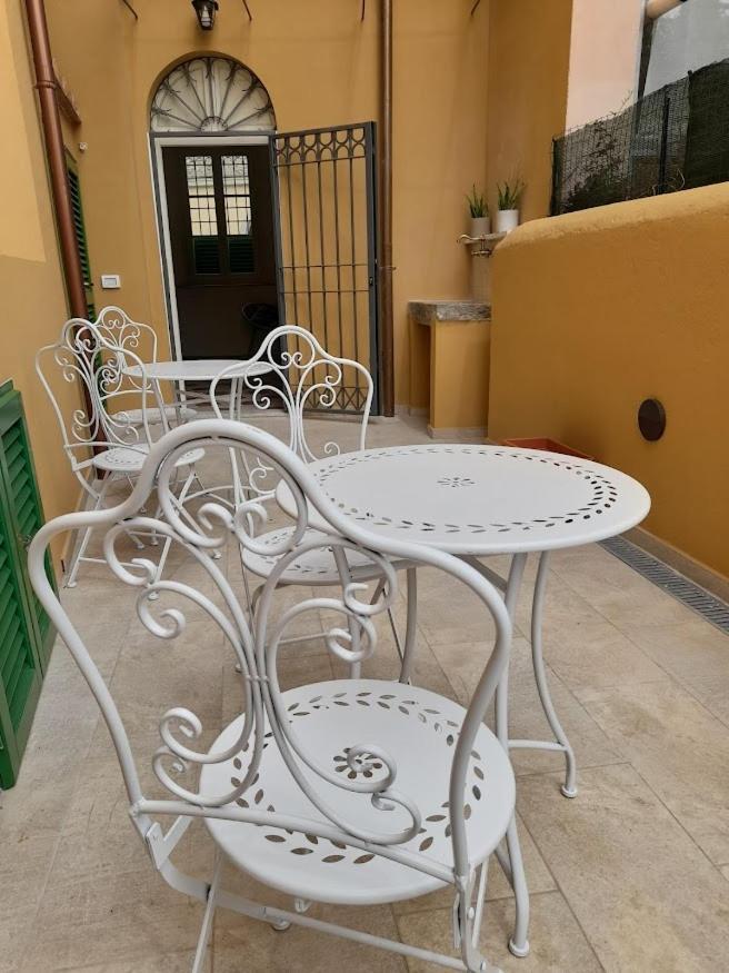 B&B Villino Luschi Pisa Centro Luaran gambar