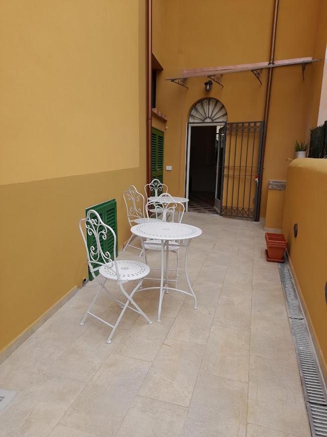 B&B Villino Luschi Pisa Centro Luaran gambar
