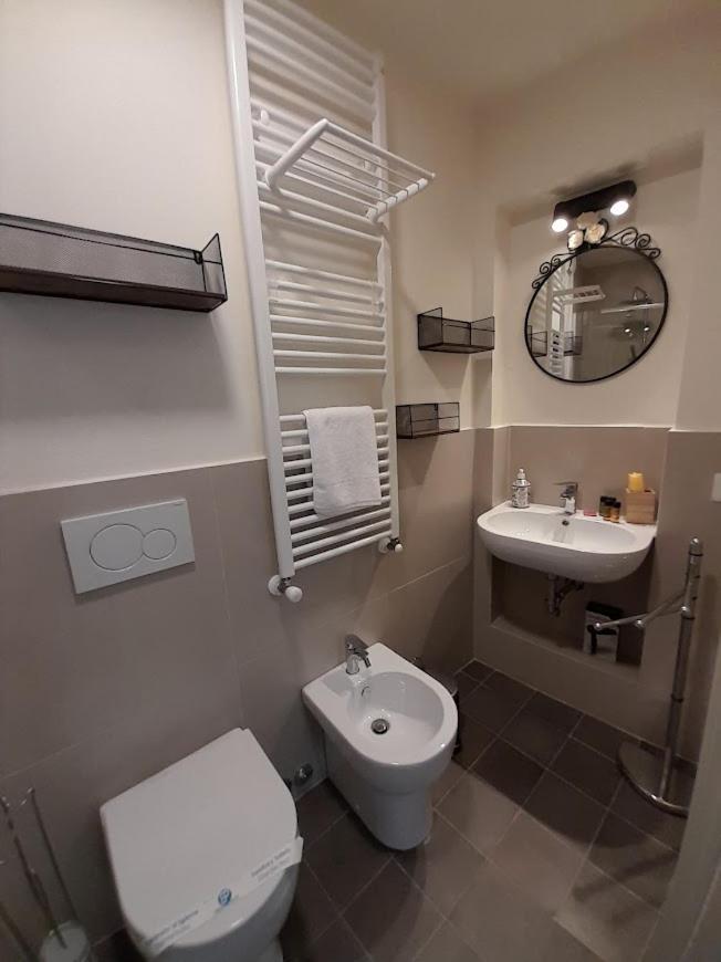 B&B Villino Luschi Pisa Centro Luaran gambar