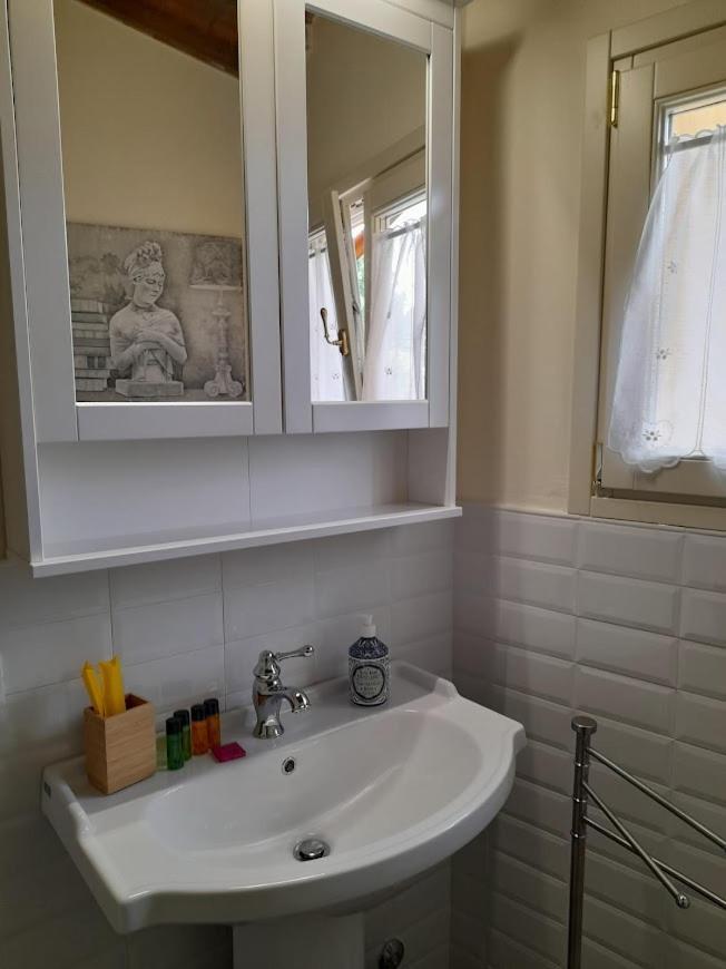 B&B Villino Luschi Pisa Centro Luaran gambar